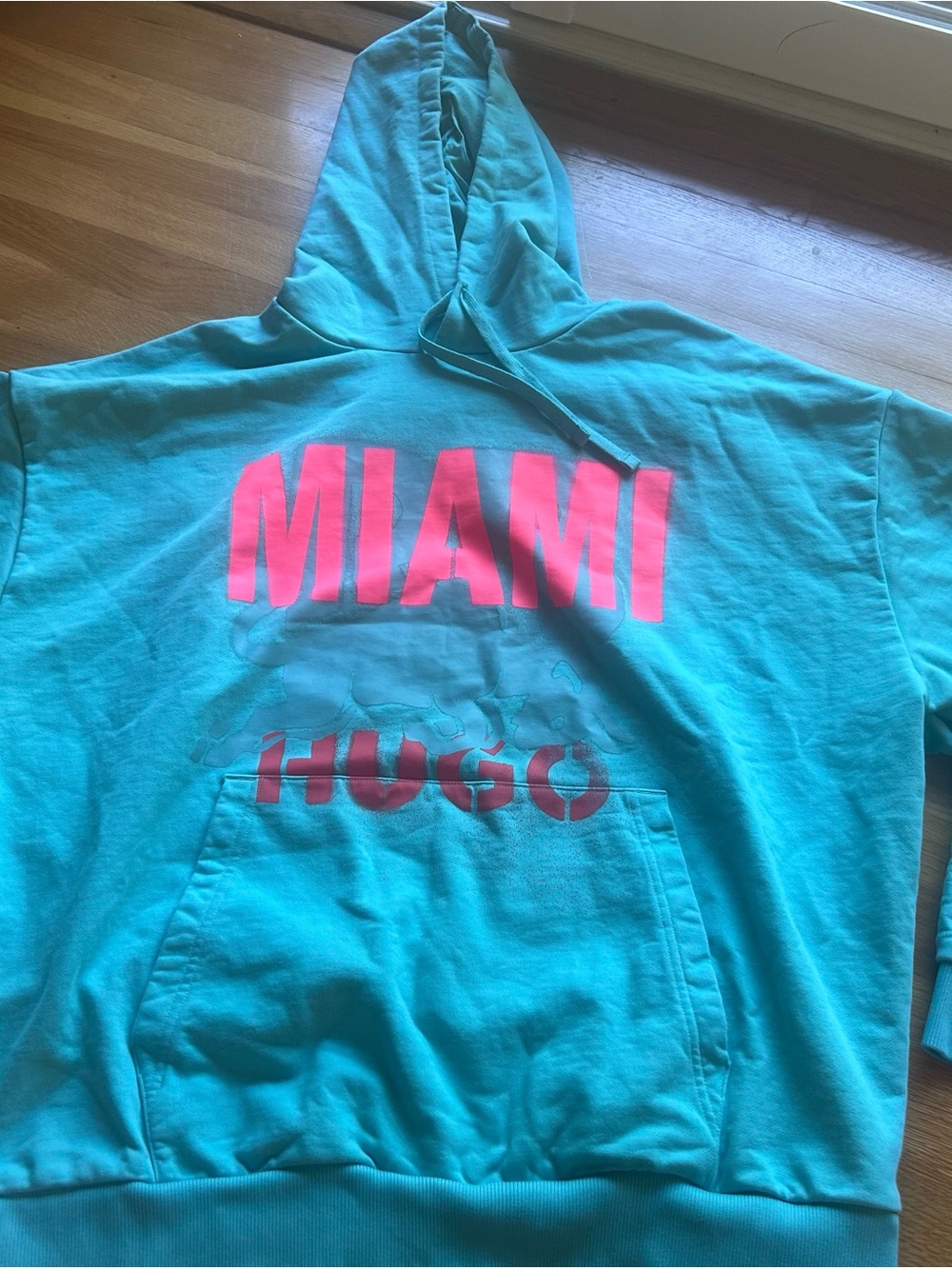 Formula 1 exclusive Hugo boss x Red Bull hoodie size men’s XXL RARE